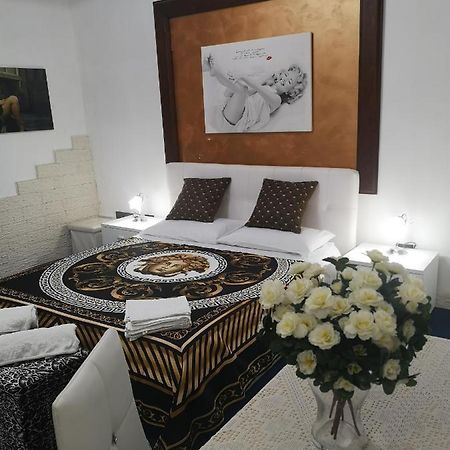 Marilyn Apartment Reggio Calabria Exterior photo