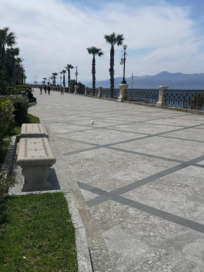 Marilyn Apartment Reggio Calabria Exterior photo